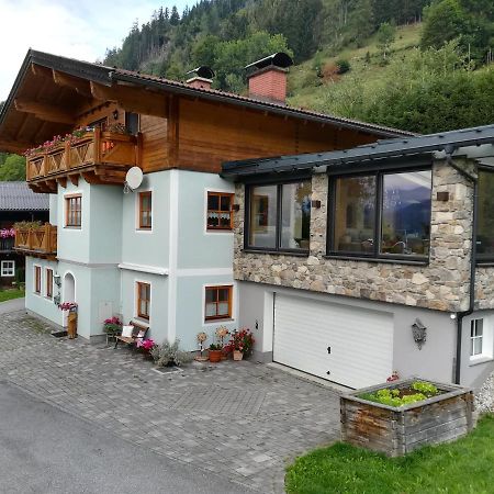Biobergbauernhof Bergzeit Apartment In Goldegg Zewnętrze zdjęcie
